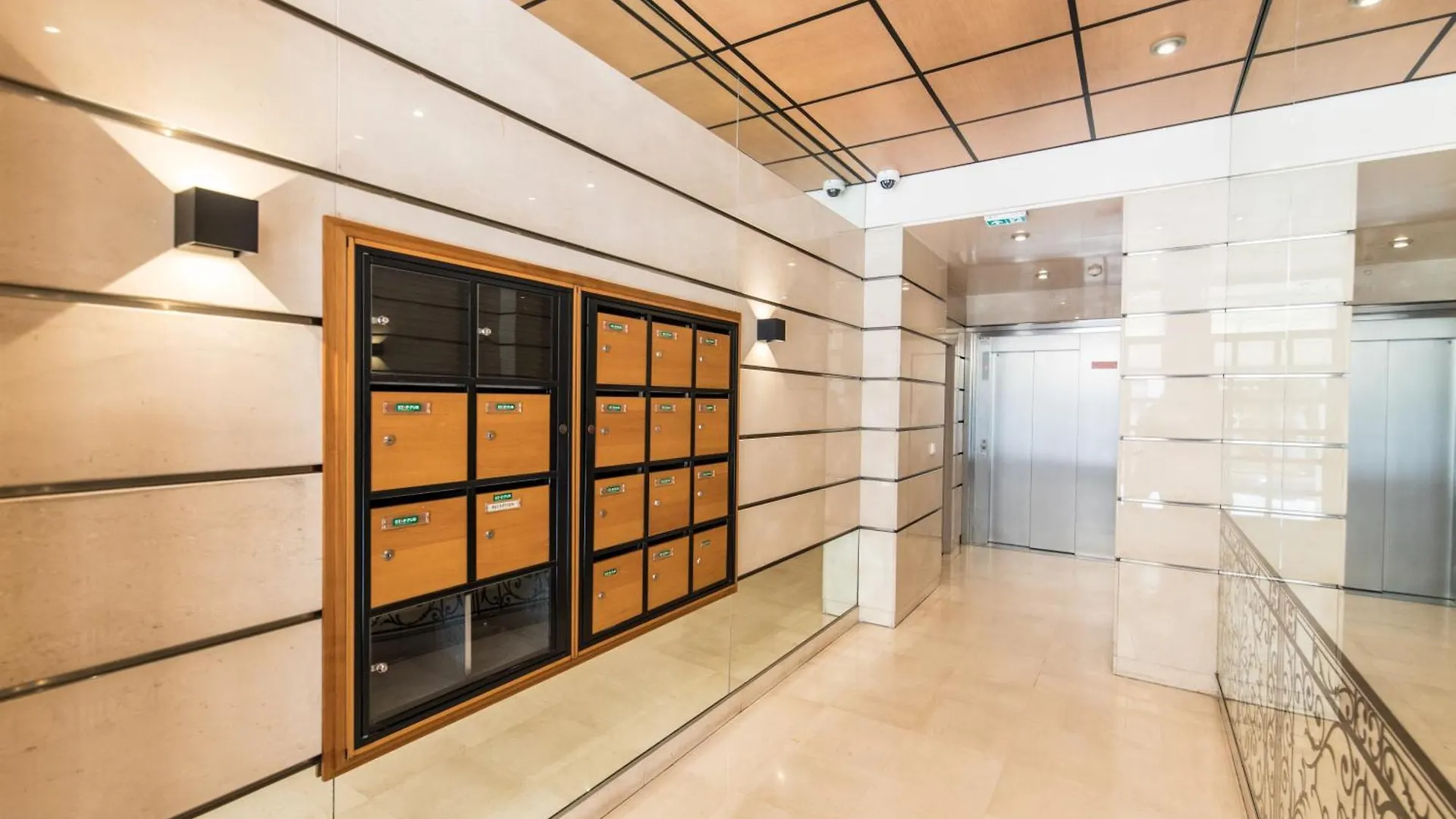 Cannes Croisette Prestige Apart'hotel 2*,  France